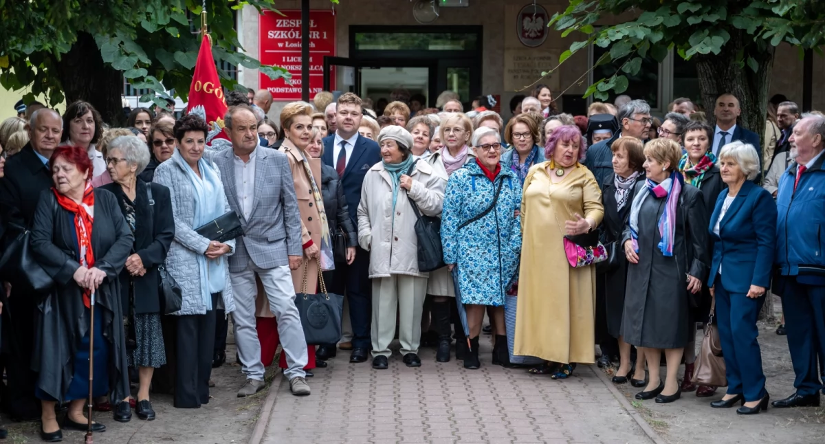 Święta i obchody, Jubileusz lecia Liceum Ogólnokształcącego Wielkie święto absolwentów - zdjęcie, fotografia
