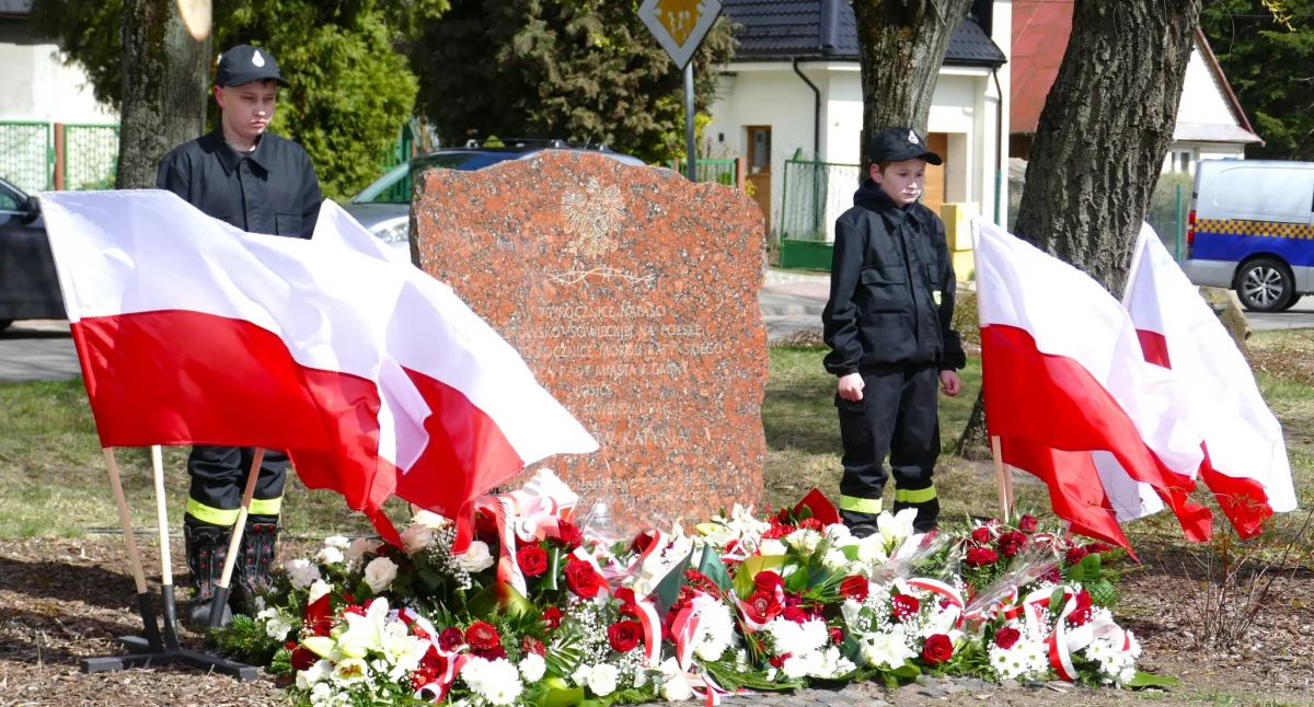 Historia, Łosice uczciły pamięć Ofiar Zbrodni Katyńskiej Katastrofy Smoleńskiej - zdjęcie, fotografia