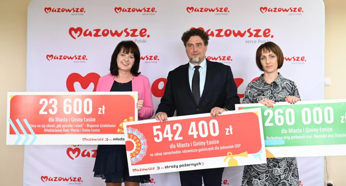Samorząd Województwa Mazowieckiego, Inwestycje dotacją drogi strażnice wsparcie młodzieży - zdjęcie, fotografia