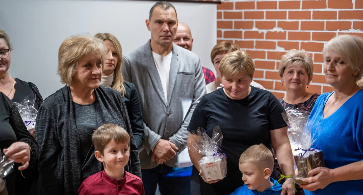 Opieka społeczna, Rodzicielstwo zastępcze kampania Łosicach zmienia spojrzenie pieczę zastępczą - zdjęcie, fotografia