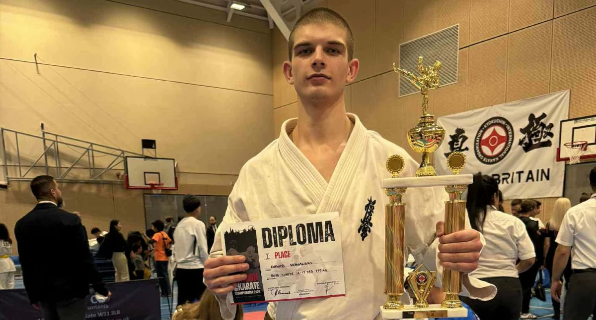 Judo, Dawid Kowalski najwyższym stopniu podium Zwycięstwo łosiczanina podczas London - zdjęcie, fotografia