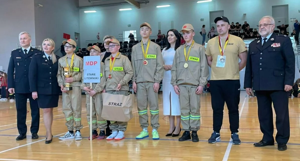 Pożary straż pożarna, Stare Litewniki wicemistrzami Mazowsza Drużyna powiatu łosickiego stanęła podium wojewódzkich zawodów - zdjęcie, fotografia