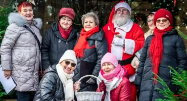 X Łosicki Jarmark Bożonarodzeniowy - czas wypełniony radością i wspólnym świętowaniem